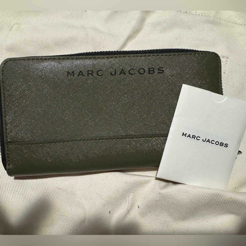 Marc Jacob’s wallet